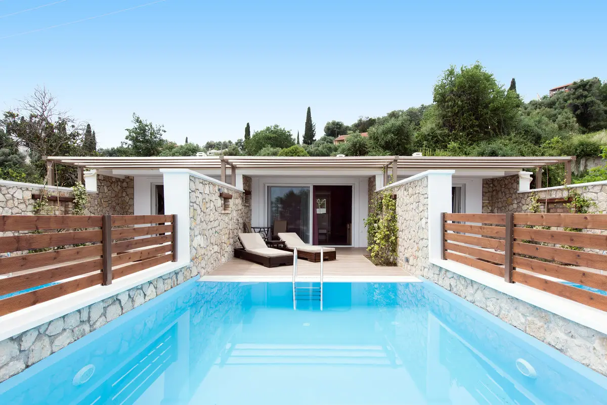 Studios with Pool