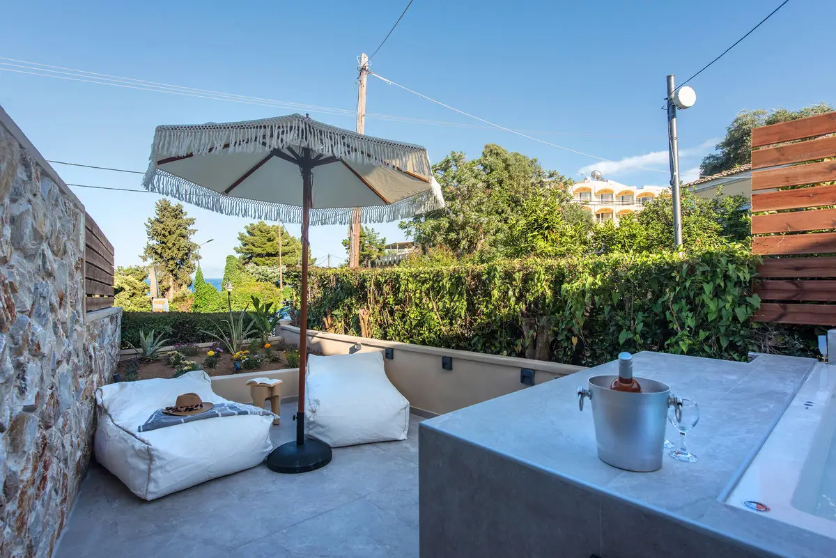 Deluxe Studio with Mini Pool in Corfu