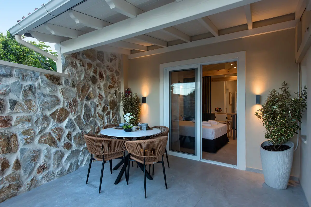 Deluxe Studio with Mini Pool in Corfu