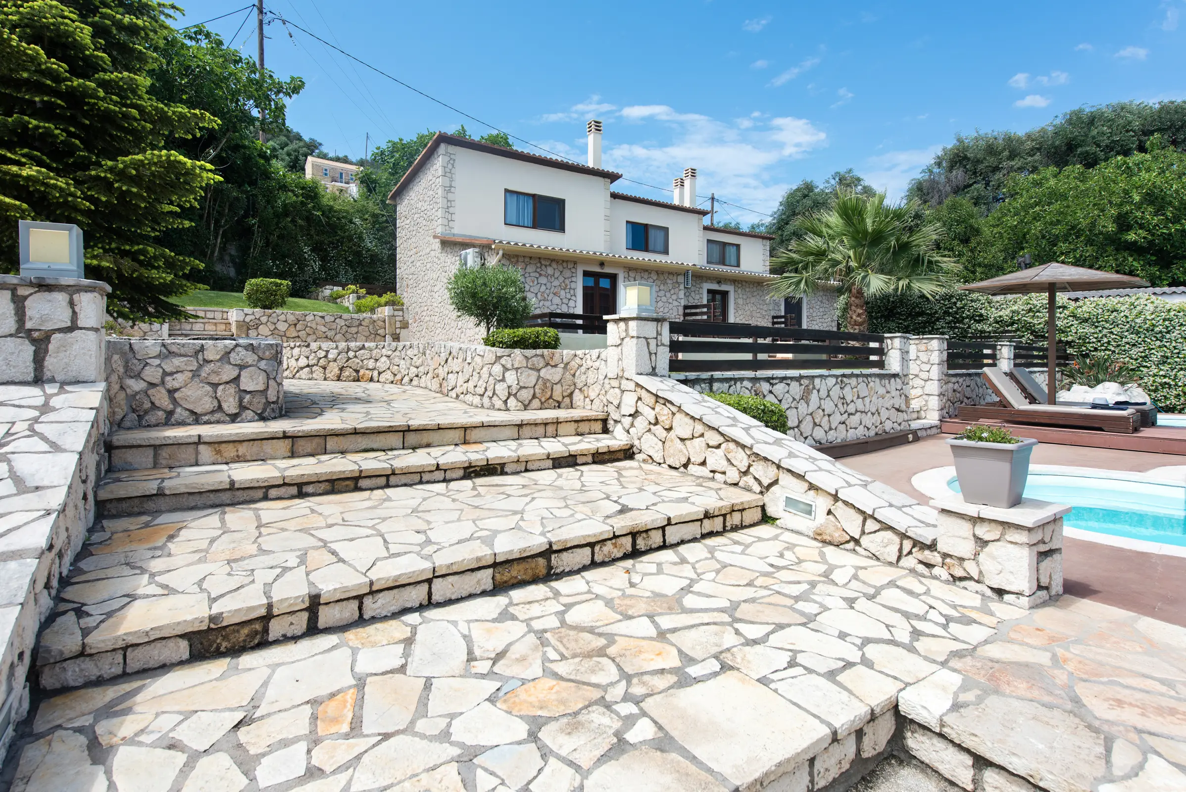 Luxury Maisonettes in Corfu