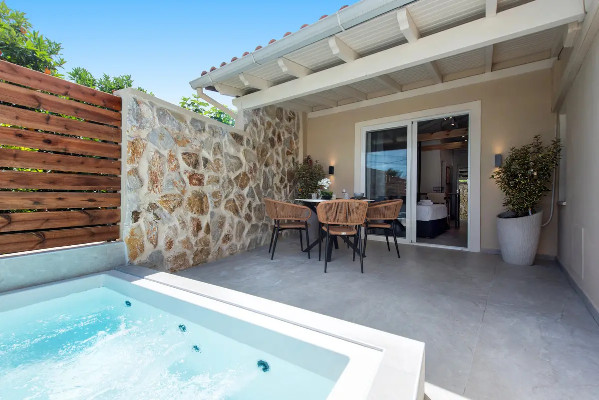 Deluxe Studio with Mini Pool in Corfu
